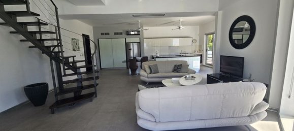 3 bedrooms Villa in Paphos, Cyprus No. 9488 13