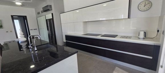 3 bedrooms Villa in Paphos, Cyprus No. 9488 9