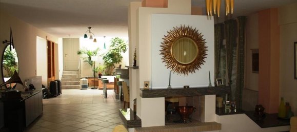 7 bedrooms Villa in Thermi, Greece No. 2455 3