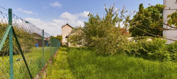 Castillos de 3 dormitorios en Romilly-sur-Seine, France No. 75974 35