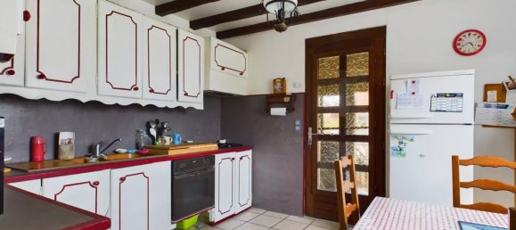 Castillos de 3 dormitorios en Romilly-sur-Seine, France No. 75974 9