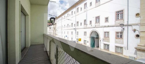 9 bedrooms Building in Coimbra, Portugal No. 65491 2