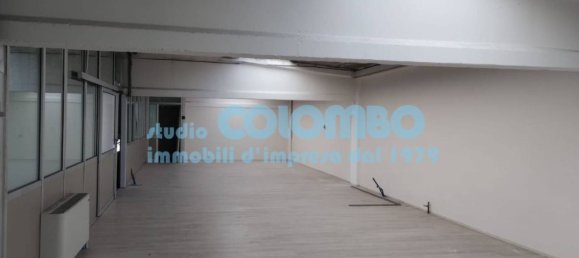 Armazém de 3 divisões em Brescia, Italy N.º 286893 20