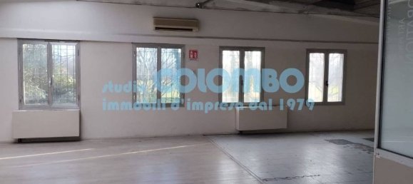 Armazém de 3 divisões em Brescia, Italy N.º 286893 2