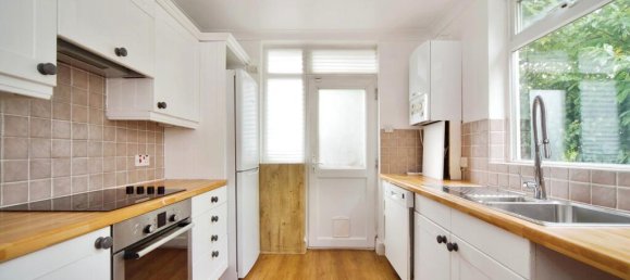 2 Schlafzimmer Maisonette-Wohnung in London, United Kingdom, Nr. 11649 2