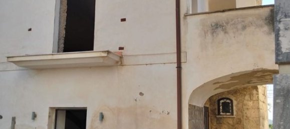 5 bedrooms House in Sant'Agata de' Goti, Italy No. 379093 3