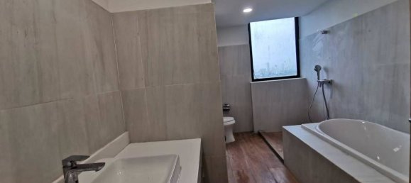 4 Schlafzimmer Eigentumswohnung in Khlong Toei, Thailand, Nr. 63584 12