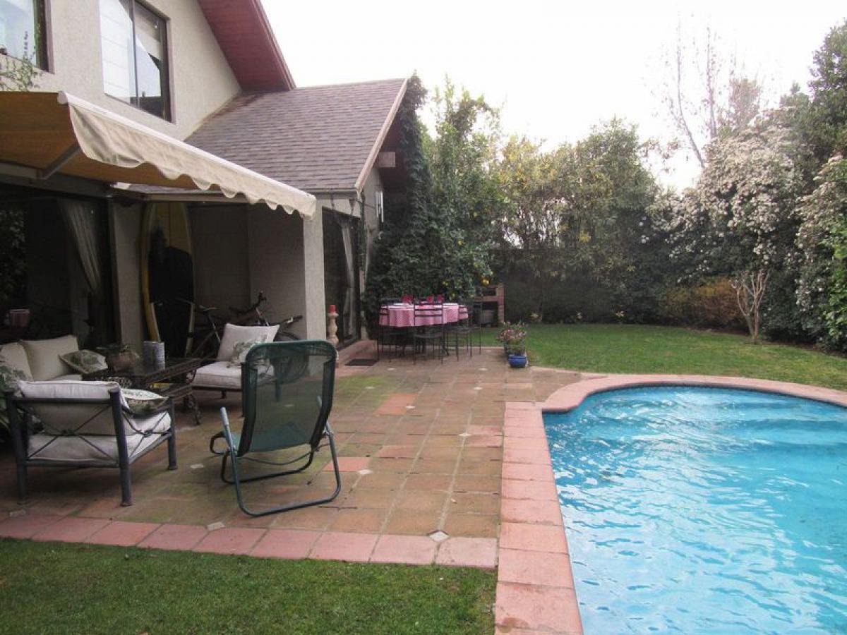 5 bedrooms House in Santiago, Chile No. 2008