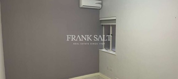 Office in Pieta, Malta No. 13210 6