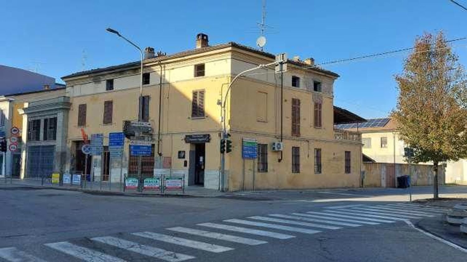 6غرفة منزل في Trino, Italy رقم 13361