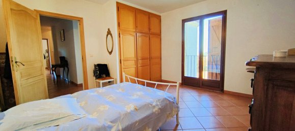 3 Schlafzimmer Haus in Cateri, France, Nr. 76293 9