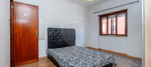 3 Schlafzimmer Wohnung in Loures, Portugal, Nr. 178202 2