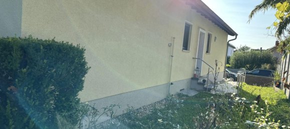 5 rooms Bungalow in Wetteraukreis, Germany No. 7998 7