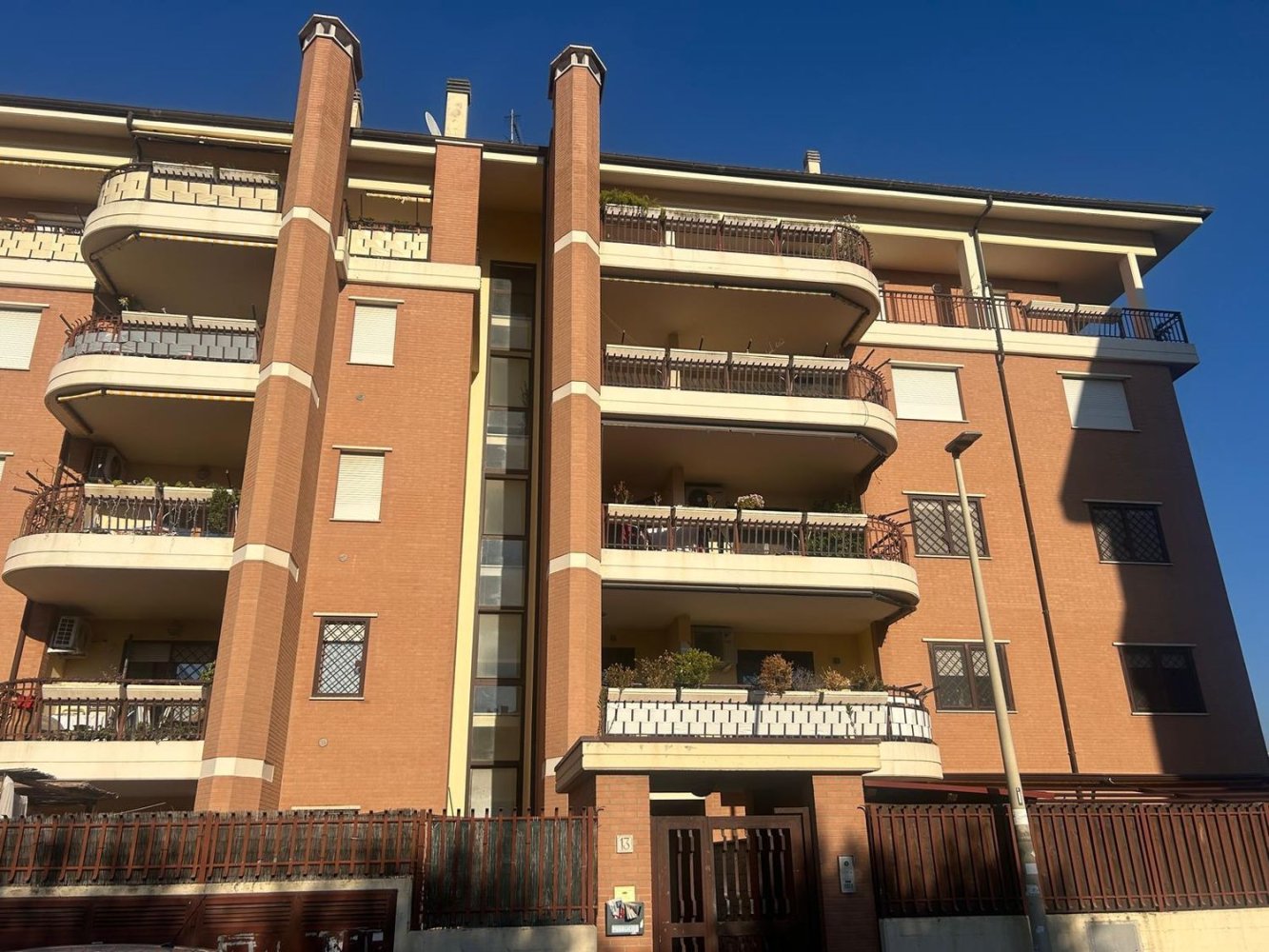 3 rooms Apartment in Pomezia, Italy No. 66681