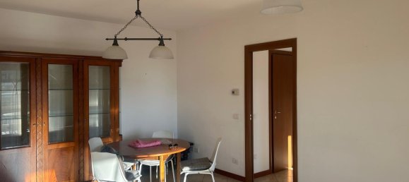3 rooms Apartment in Pomezia, Italy No. 66681 4