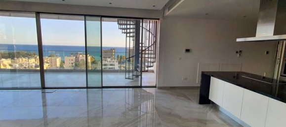3 bedrooms Penthouse in Agios Tychonas, Cyprus No. 10933 12