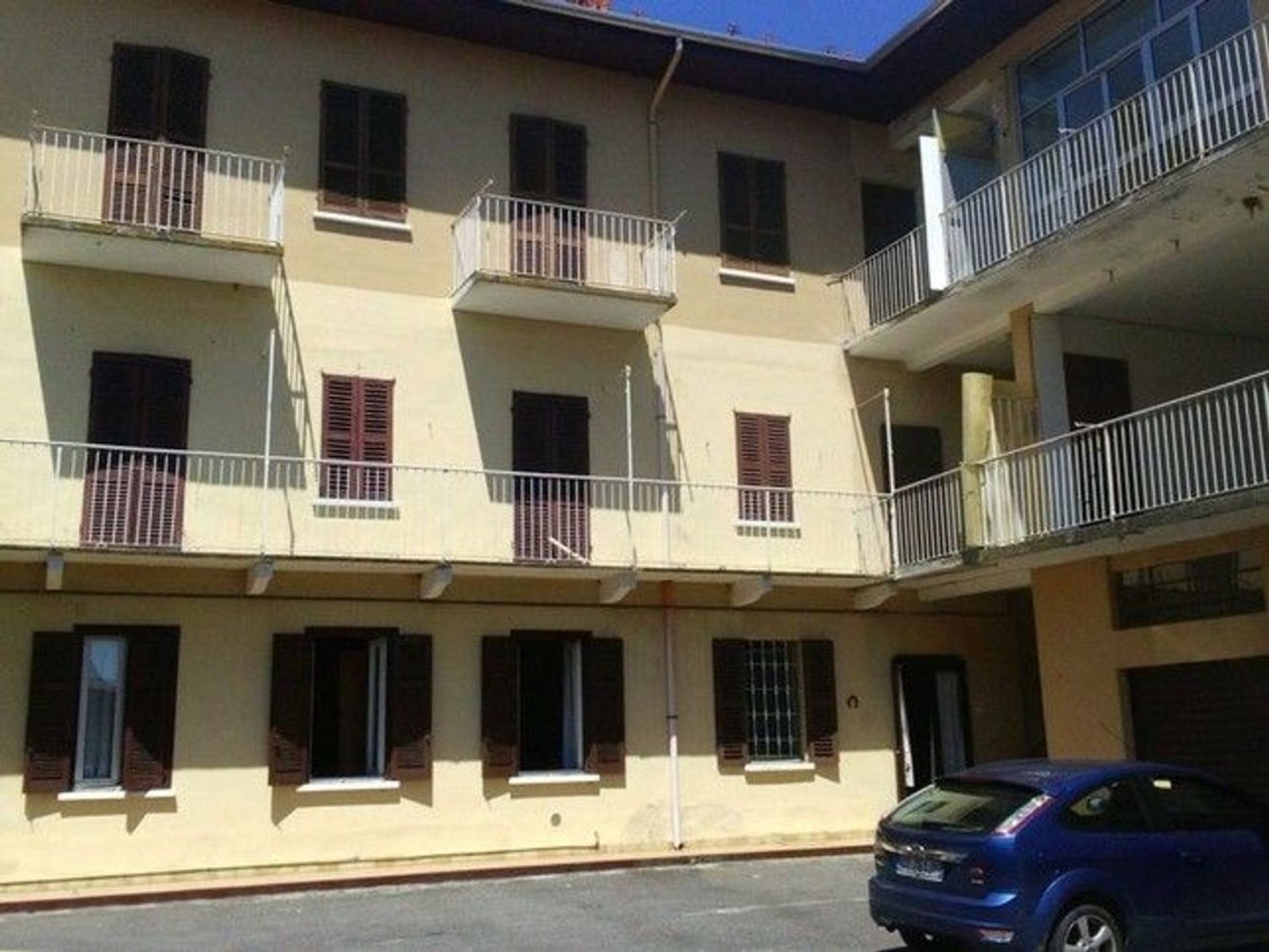 18-salle Maison à Cavallirio, Italy No. 158975