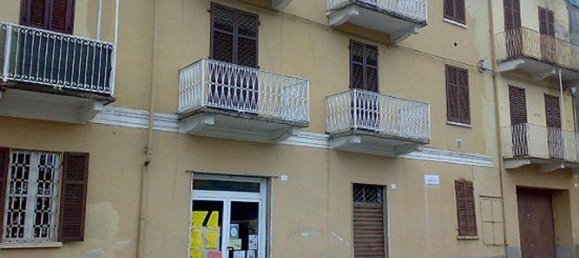 18-salle Maison à Cavallirio, Italy No. 158975 3