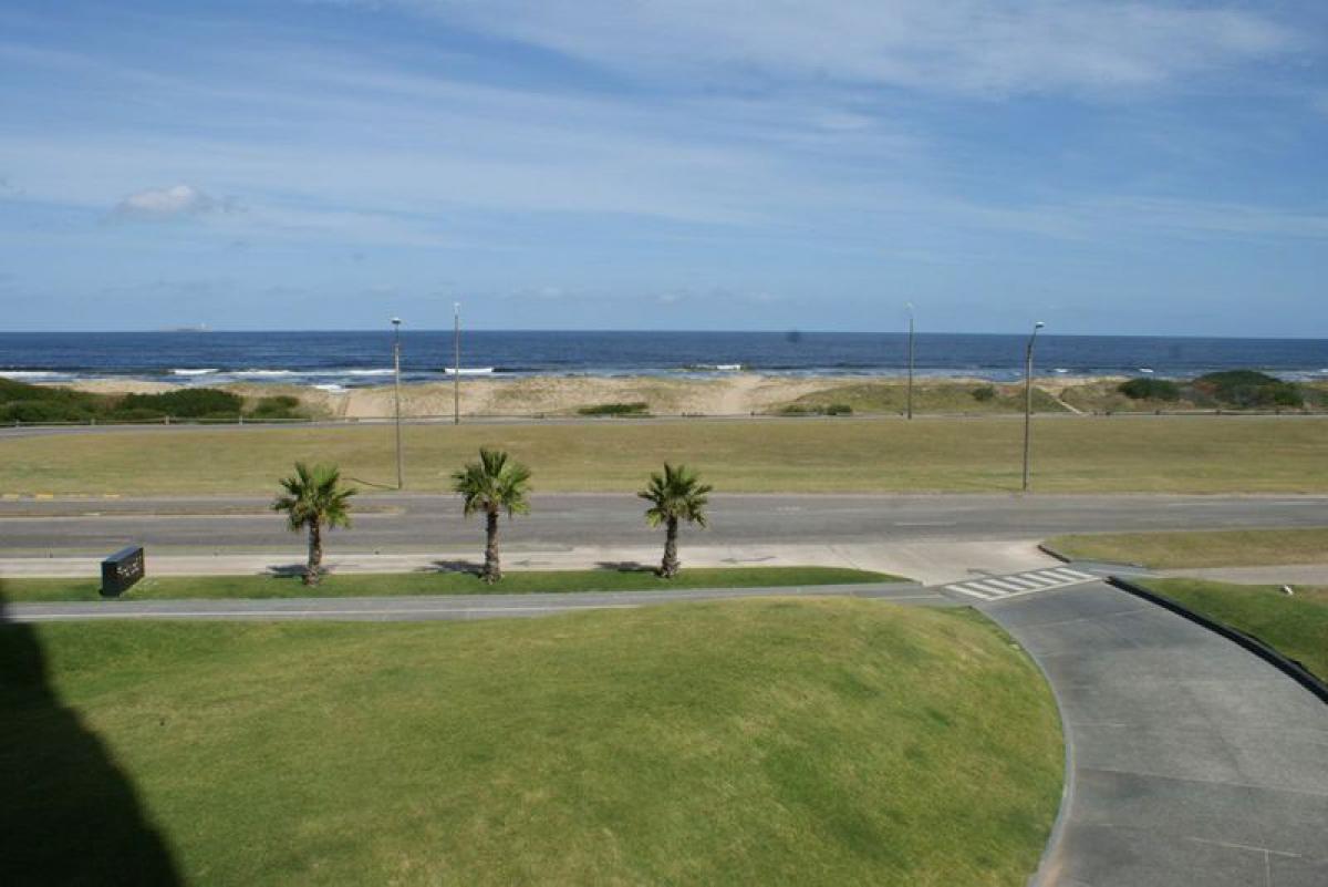 3 غرف نوم شقة في Maldonado, Uruguay رقم 9594