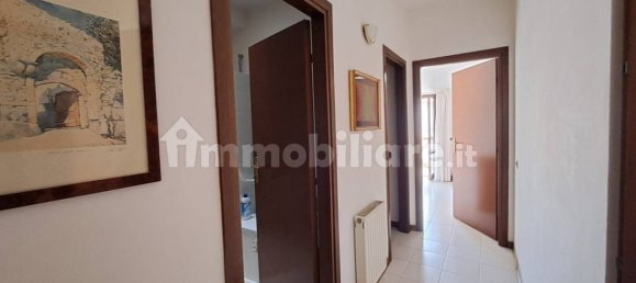 Apartamento de 2 dormitorios en Amelia, Italy No. 22615 32