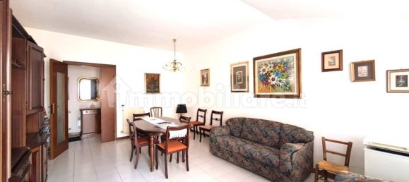 Apartamento de 2 dormitorios en Amelia, Italy No. 22615 12