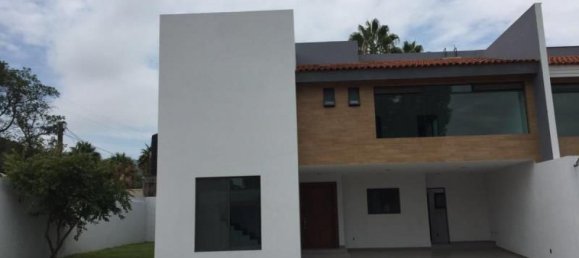 3 bedrooms House in Tlajomulco de Zuniga, Mexico No. 179223 2