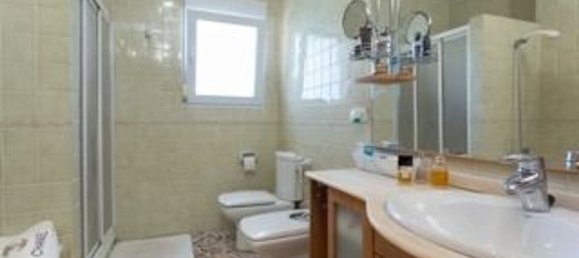 4 bedrooms House in Alicante, Spain No. 77886 2