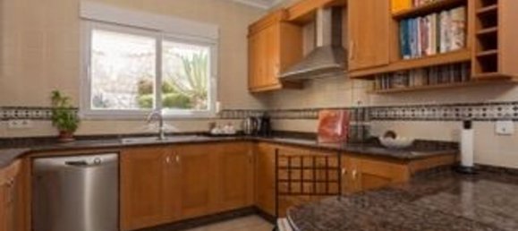 4 bedrooms House in Alicante, Spain No. 77886 27