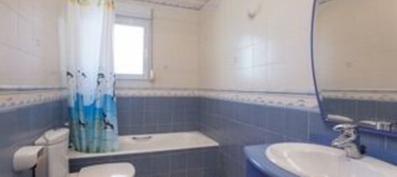 4 bedrooms House in Alicante, Spain No. 77886 3