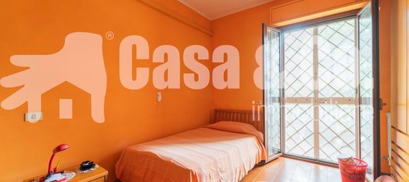 4 bedrooms Apartment in Rome, Italy No. 339436 22