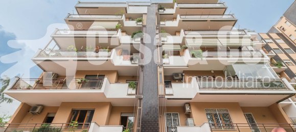 4 bedrooms Apartment in Rome, Italy No. 339436 42