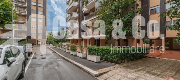 4 bedrooms Apartment in Rome, Italy No. 339436 43