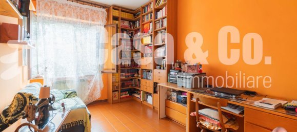 4 bedrooms Apartment in Rome, Italy No. 339436 17