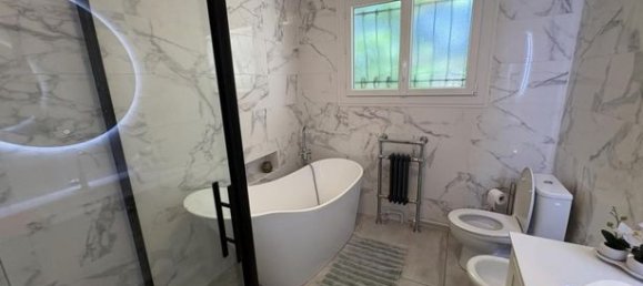 Casa de 4 dormitorios en Chateauroux, France No. 311981 6