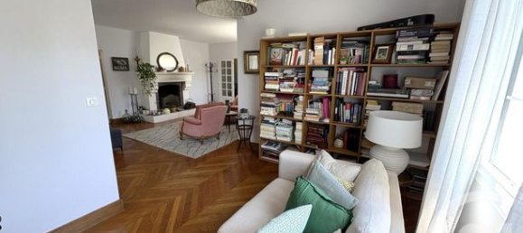 Casa de 4 dormitorios en Chateauroux, France No. 311981 4