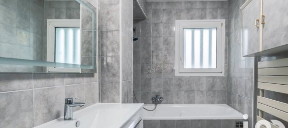 2 bedrooms Apartment in Clouange, France No. 214779 5