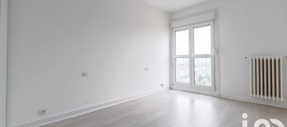 2 bedrooms Apartment in Clouange, France No. 214779 6