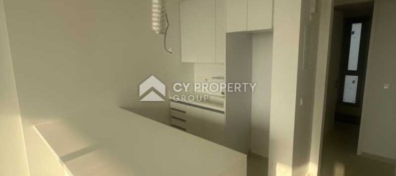Квартира с 2 спальнями в Ларнака, Кипр № 18355 3