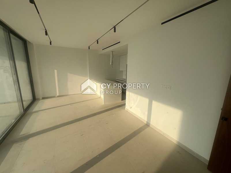 Квартира с 2 спальнями в Ларнака, Кипр № 18355