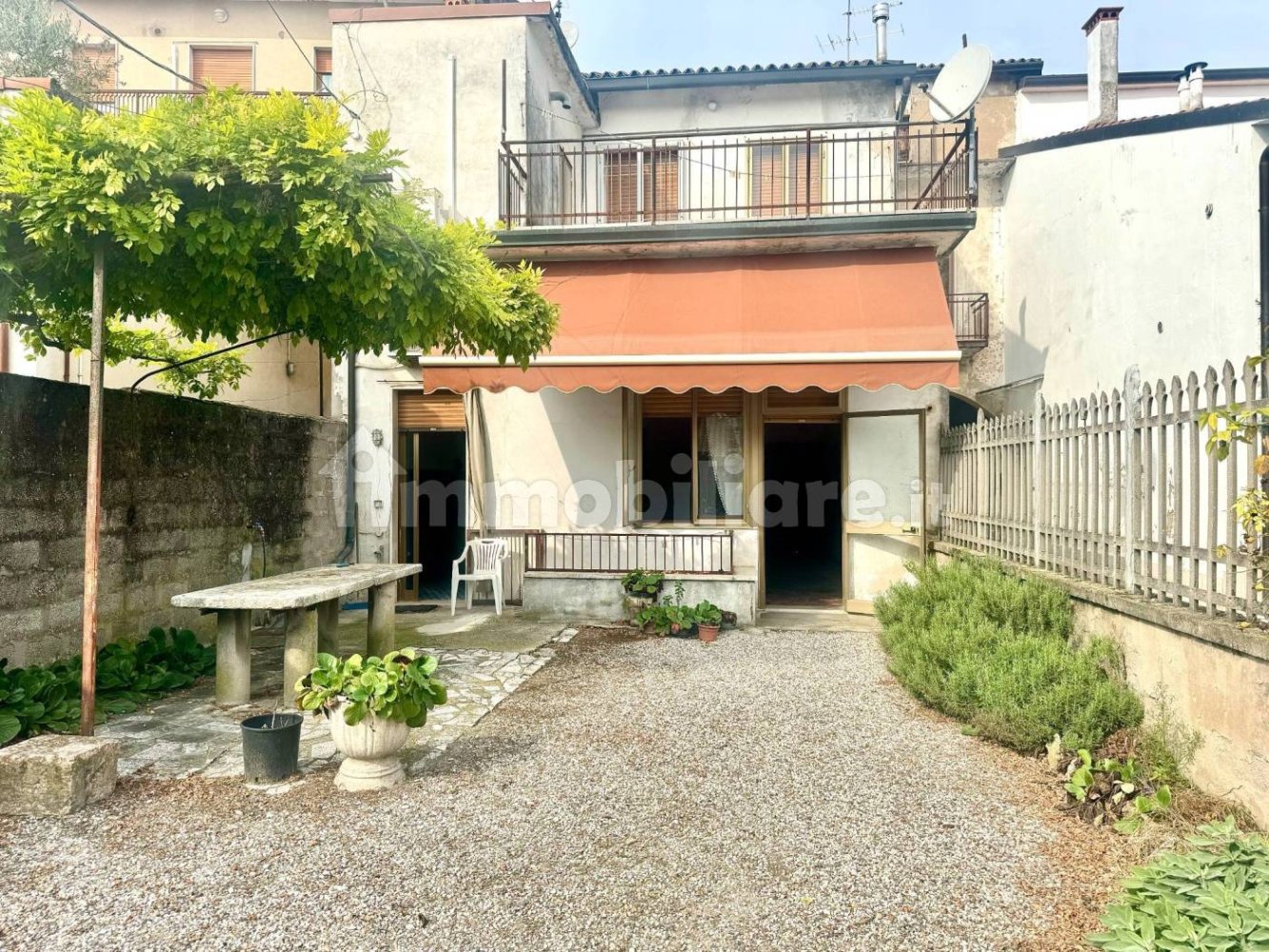 2 bedrooms Apartment in Zevio, Italy No. 289586