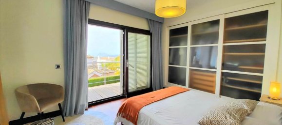 Villa de 4 dormitorios en Cádiz, Spain No. 141499 53