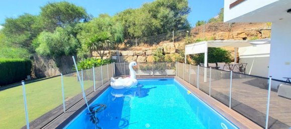 Villa de 4 dormitorios en Cádiz, Spain No. 141499 13