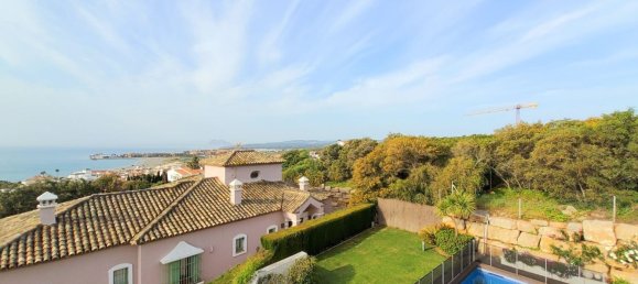 Villa de 4 dormitorios en Cádiz, Spain No. 141499 8
