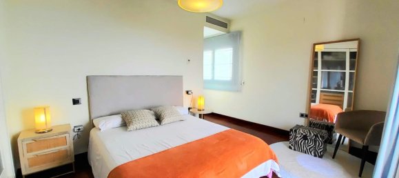 Villa de 4 dormitorios en Cádiz, Spain No. 141499 55