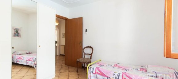 4-salle Villa à Gavorrano, Italy No. 35731 40