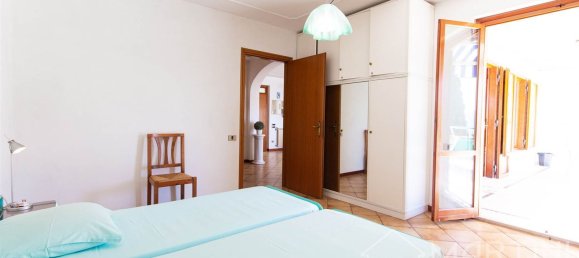 4-salle Villa à Gavorrano, Italy No. 35731 12