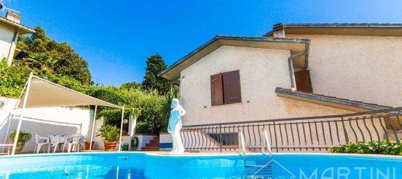 4-salle Villa à Gavorrano, Italy No. 35731 25