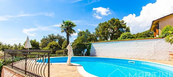 4-salle Villa à Gavorrano, Italy No. 35731 2