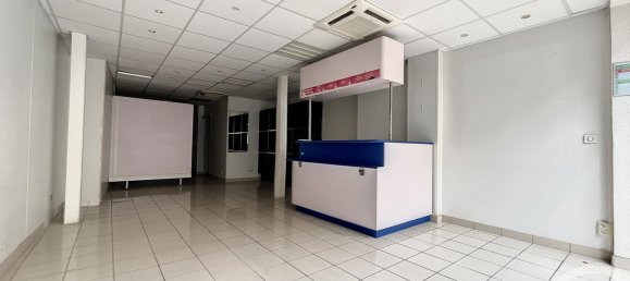 Edifício T2 em Chartres, France N.º 86598 4