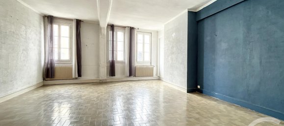 Edifício T2 em Chartres, France N.º 86598 7